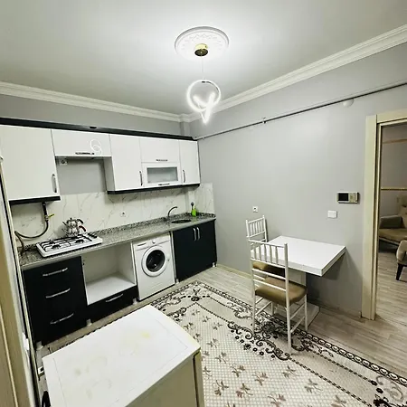 Arden Apartment *